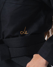 Carregar imagem no visualizador da galeria, Kimono BJJ (GI) as lendas do rei nunca morrem femininas