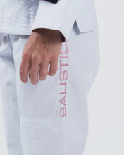 Carregar imagem no visualizador da galeria, Kimono BJJ (GI) Kingz Ballistic 3.0 Womens - White