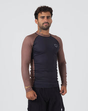 Charger l'image dans la galerie, Rashguard Kingz Ranked Performance V2 Long Sleeve - Marron