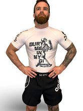 Cargar imagen en el visor de la galería, Bury Me In My GI Rash Guard