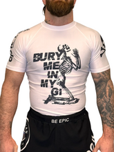 Cargar imagen en el visor de la galería, Bury Me In My GI Rash Guard