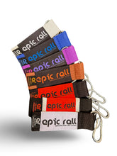 Carregar imagem no visualizador da galeria, Keychains "graduados" rolo épico
