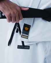 Load image into Gallery viewer, Kimono Kingz Legends Never Die Respect - White
