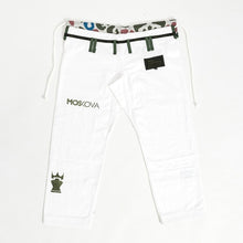 Lade das Bild in den Galerie-Viewer, Kimono BJJ (Gi) Moskova 2025 Limited Edition- Camo Sand Army White