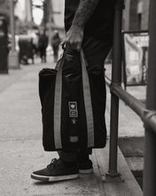 Lade das Bild in den Galerie-Viewer, Kimono BJJ (GI) Monarch Jiu Jitsu