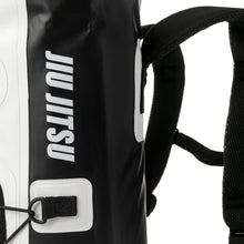 Charger l'image dans la galerie, Tatami Dry Tech Gear Bag- Blanco y Negro - StockBJJ