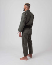 Lade das Bild in den Galerie-Viewer, Kimono BJJ (GI) Kingz der einmilitärische grün-weiße Gürtel eingeschlossen