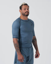 Carregar imagem no visualizador da galeria, RashGuard Kingz Kore v2 Manga curta- azul