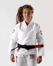 Charger l'image dans la galerie, Kimono BJJ (GI) Kingz Classic 3.0 Femme blanc avec ceinture blanche incluse
