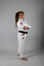Charger l'image dans la galerie, Kimono BJJ (GI) Kingz Classic 3.0 Femme blanc avec ceinture blanche incluse