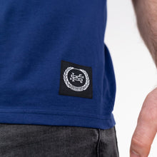 Cargar imagen en el visor de la galería, Scramble Base Tee- Azul Marino