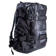 Carregar imagem no visualizador da galeria, Tatami Reorg Omega Back Pack