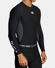 Load image into Gallery viewer, Camiseta de Compression de manga larga RVCA