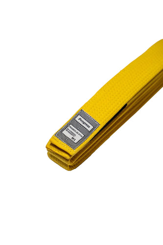 Cintos de crianças amarelas de progresso do BJJ