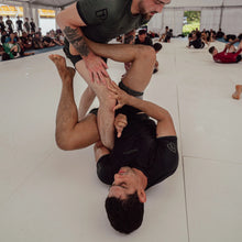 Carregar imagem no visualizador da galeria, Progress Academy + Rashguard- Black-Black
