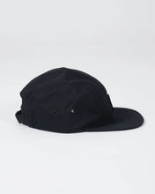 Charger l&#39;image dans la galerie, Crown Patch Strapback Hat - Black
