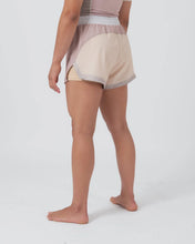 Lade das Bild in den Galerie-Viewer, Hybrid Women´s Shorts- Terra Soil
