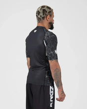 Load image into Gallery viewer, Rashguard Kingz Ranked Performance V3 Short Sleeve - Black
