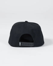 Cargar imagen en el visor de la galería, Slice Snapbback- Black
