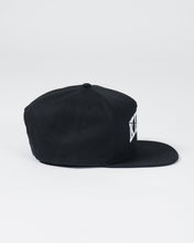Cargar imagen en el visor de la galería, Slice Snapbback- Black
