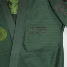 Carregar imagem no visualizador da galeria, Kimono BJJ (Gi) Moya Brand Vintro 24- Army Green
