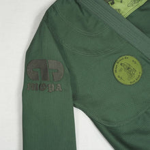Carregar imagem no visualizador da galeria, Kimono BJJ (Gi) Moya Brand Vintro 24- Army Green
