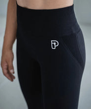 Charger l&#39;image dans la galerie, Leggings de grappling pour les dames pro - Black
