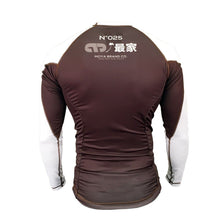 Charger l&#39;image dans la galerie, Moya Brand Rashguard Aventador Manga Larga III - Marrón - StockBJJ
