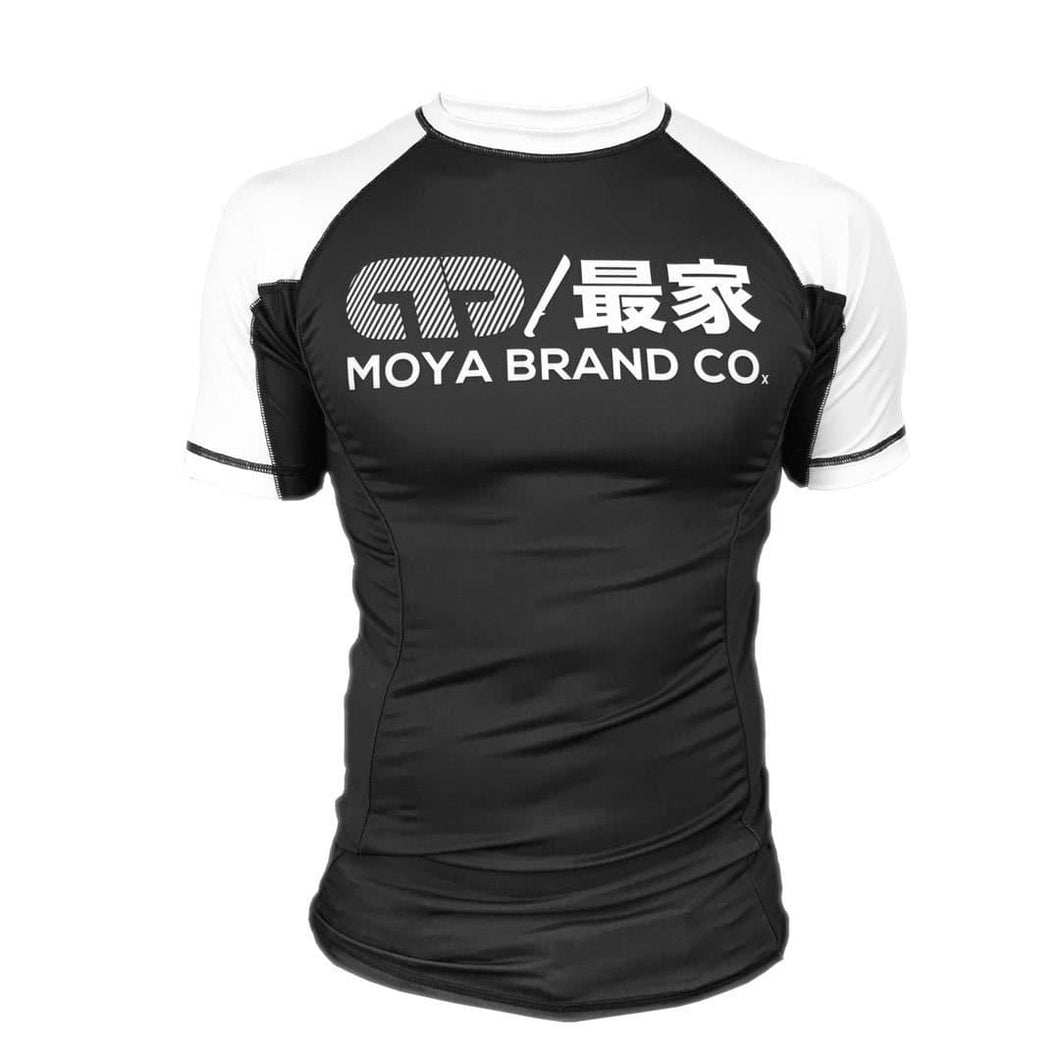 Moya Brand Rashguard Scuderia III Manga Corta - Negro - StockBJJ