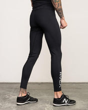 Cargar imagen en el visor de la galería, Pantalones VA Performance RVCA - StockBJJ
