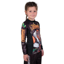 Lade das Bild in den Galerie-Viewer, Tatami Kid`s Hang Loose Orangutang Rash Guard - StockBJJ
