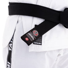 Cargar imagen en el visor de la galería, Tatami Dweller Gi - Blanco - StockBJJ
