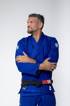 Carregar imagem no visualizador da galeria, Kimono Kingz The One- Azul- CINTURON BLANCO INCLUIDO - StockBJJ
