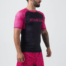 Lade das Bild in den Galerie-Viewer, Maeda Hex Rashguard
