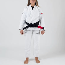 Cargar imagen en el visor de la galería, Kimono BJJ (Gi) Maeda Red Label 3.0 blanco para mujer - CINTURÓN BLANCO INCLUIDO
