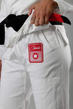 Load image into Gallery viewer, Kimono BJJ (GI) Kingz Classic 3.0 Women´s- White with white belt included
