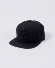 Charger l&#39;image dans la galerie, Kingz Old English K Snapback-Black
