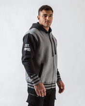 Lade das Bild in den Galerie-Viewer, Kingz Varsity V2 Zip Up Hoodie
