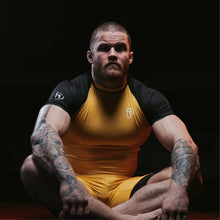 Charger l&#39;image dans la galerie, Profil de progression Rashguard - or jaune
